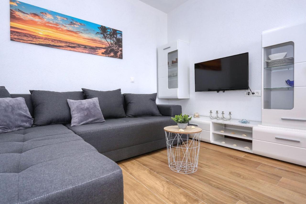 Apartments Poljak Rtina Eksteriør billede