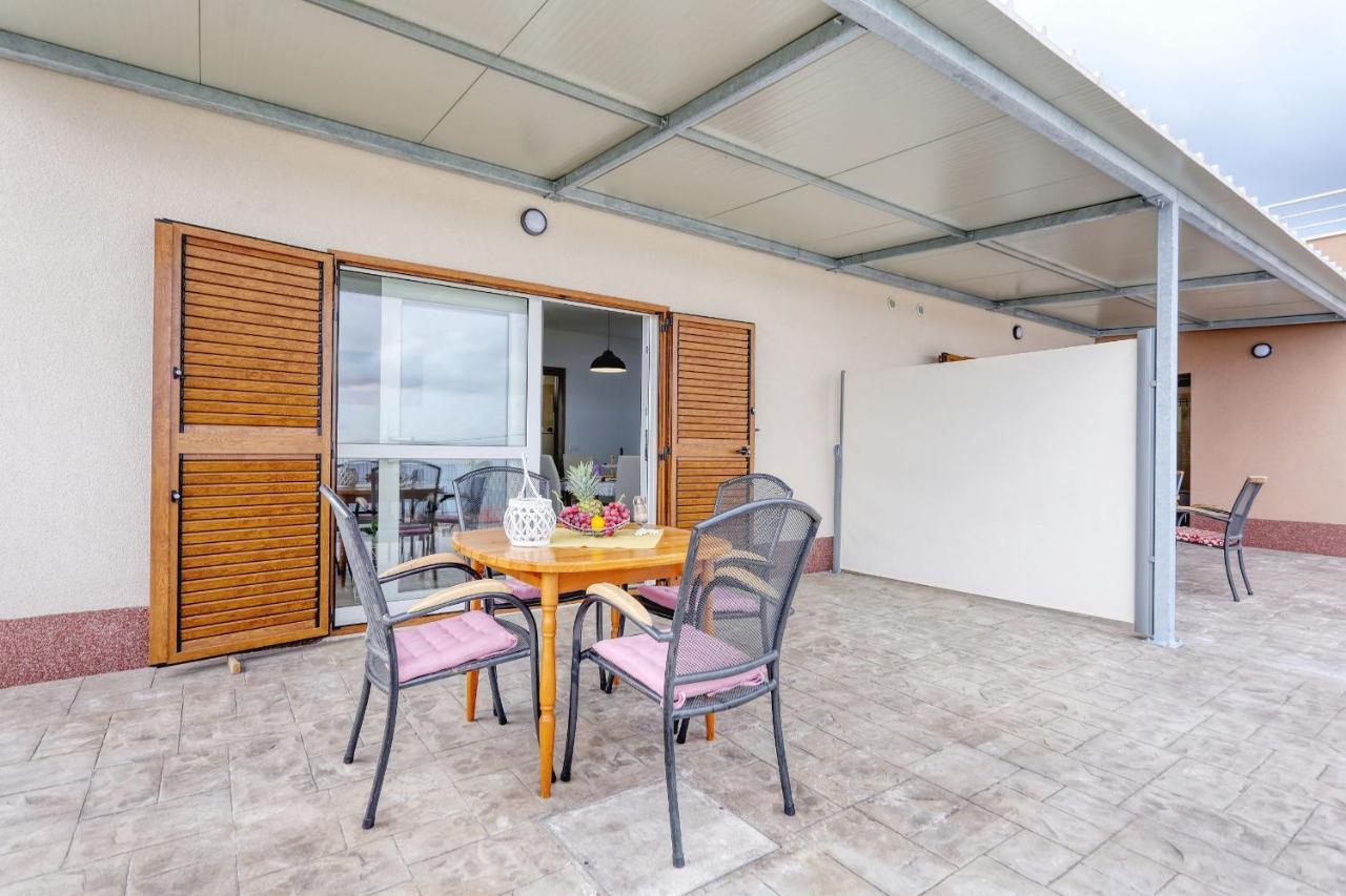 Apartments Poljak Rtina Eksteriør billede