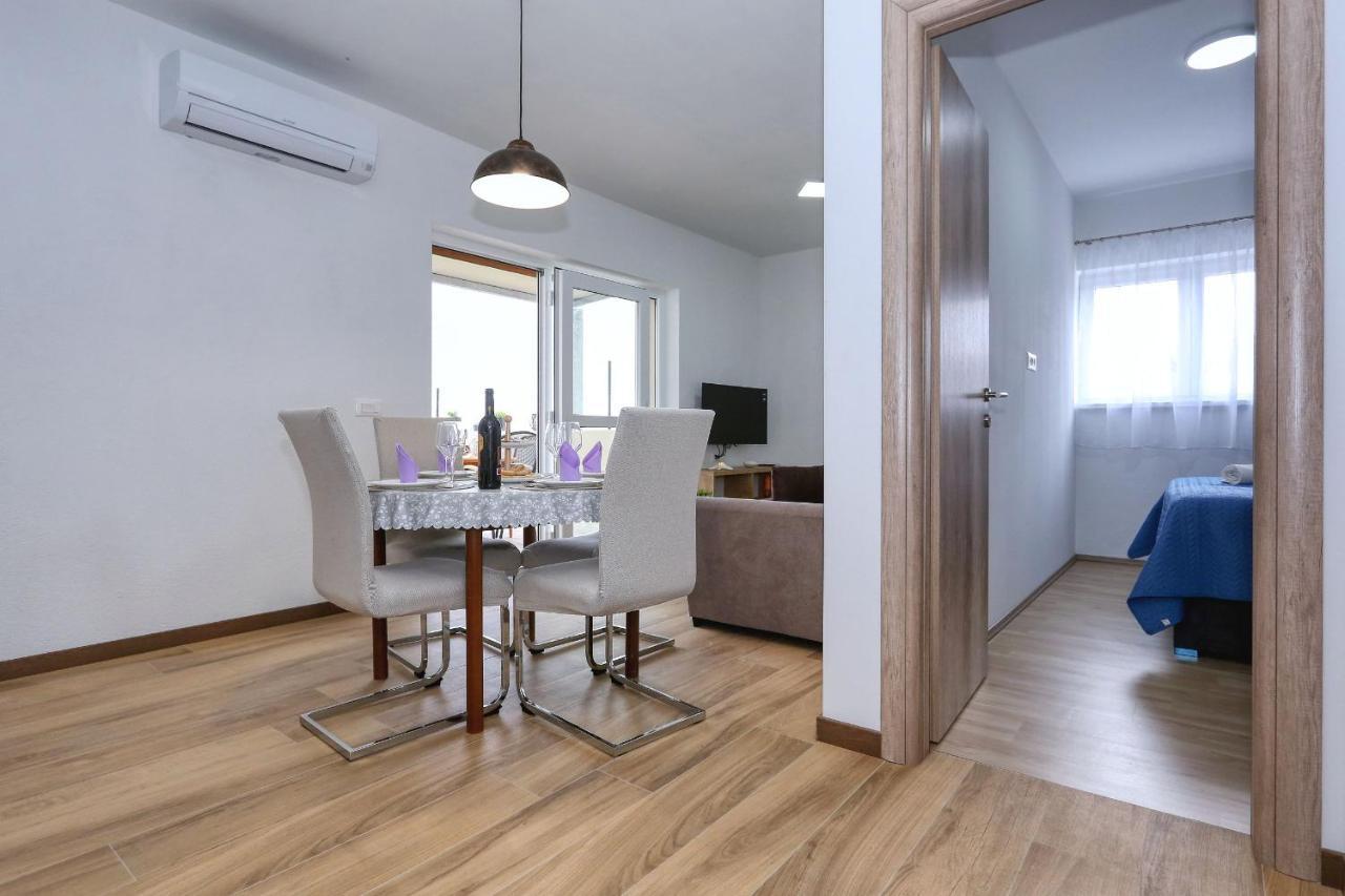 Apartments Poljak Rtina Eksteriør billede